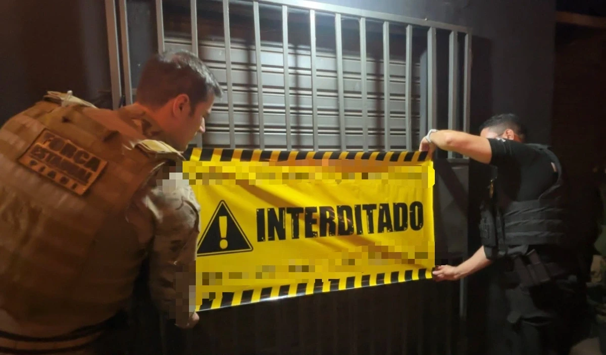 Bar é fechado após fiscalização flagrar som alto e adolescentes consumindo álcool em Teresina