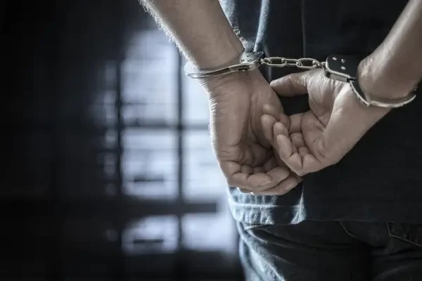 Capitão da PM é preso em Teresina após condenação a 126 anos por estupro de vulnerável