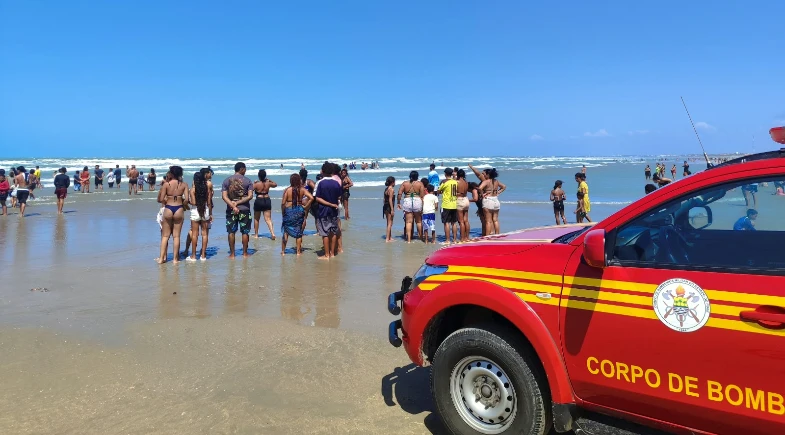 Feriadão termina com morte, desaparecimento e oito resgates no litoral do Piauí; vítimas são de Teresina